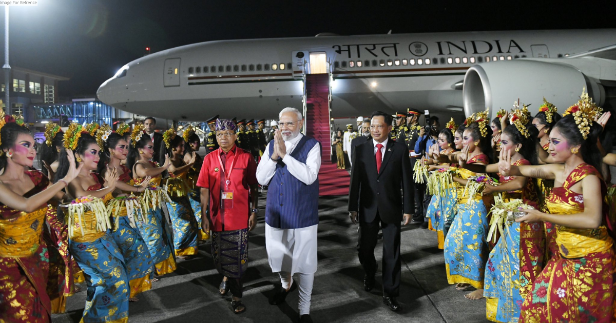 PM Modi arrives in Indonesia for G20 summit, receives traditional welcome